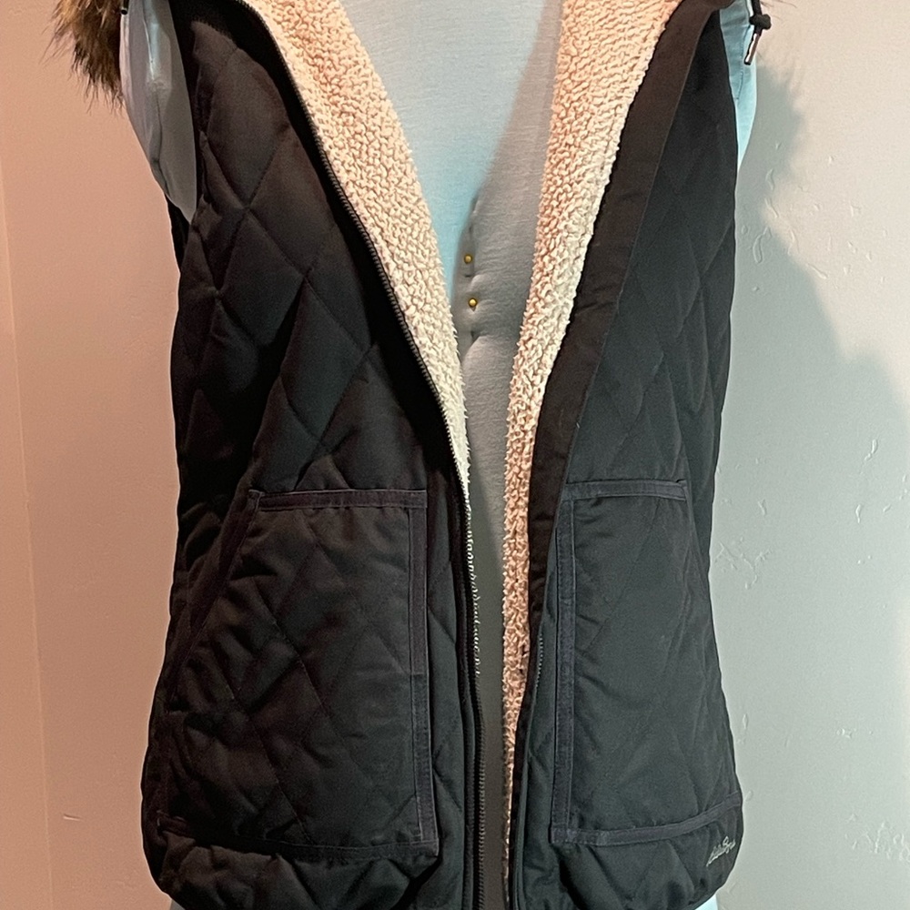 Eddie Bauer Black Quilted Vest with Cream Lining
